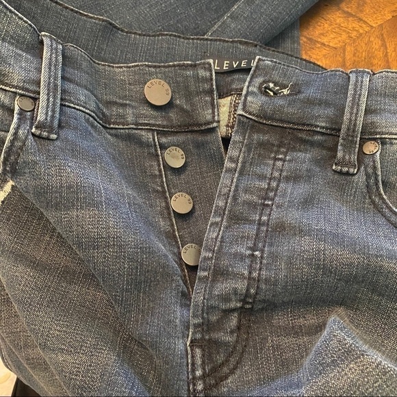 Level 99 High-Rise Step Hem Jeans Dark Wash Size 28 NWOT - Picture 11 of 11